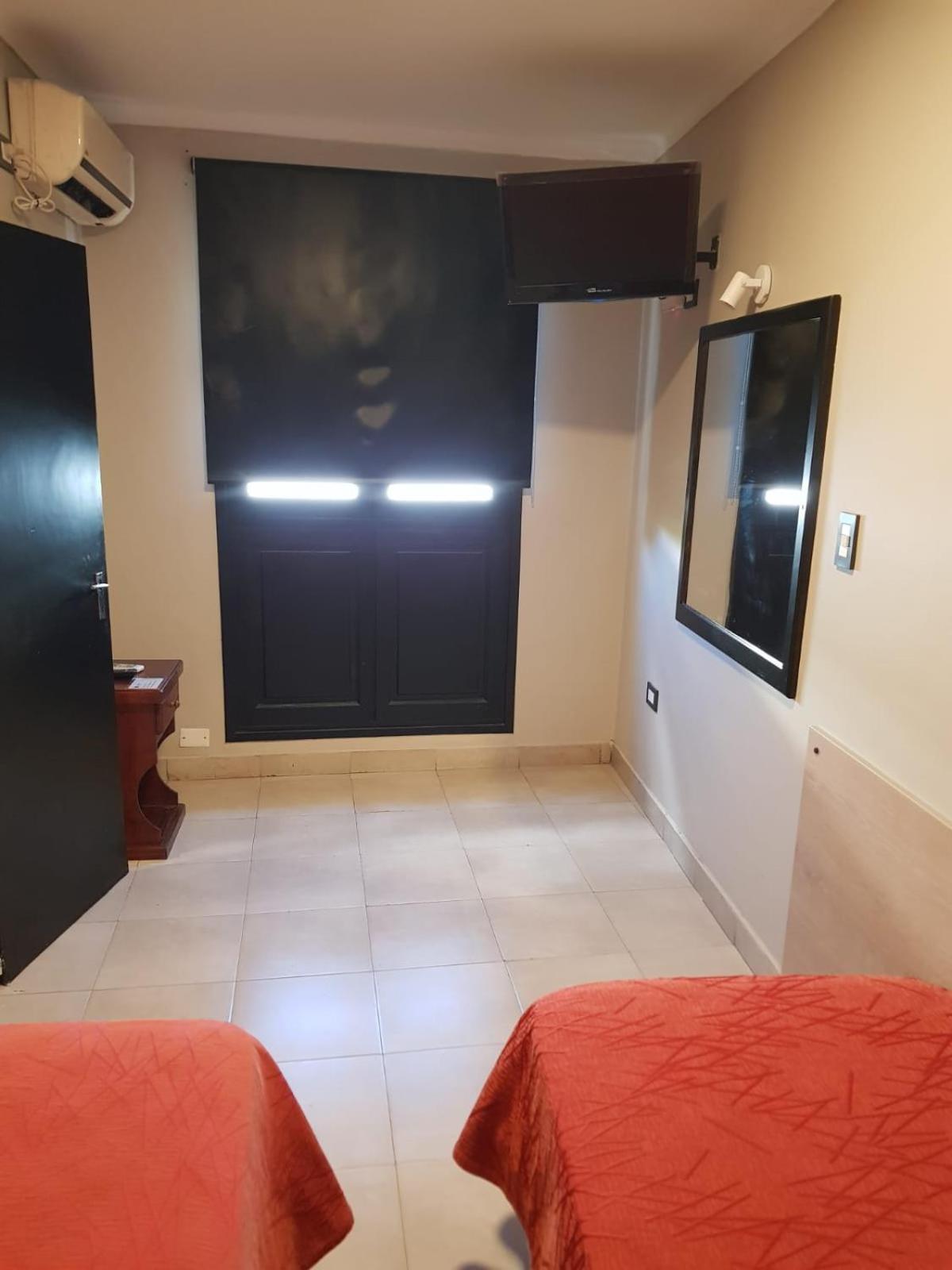 סלטה Hotel Marilian II מראה חיצוני תמונה