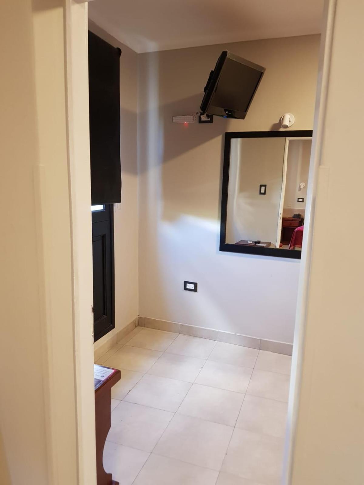 סלטה Hotel Marilian II מראה חיצוני תמונה
