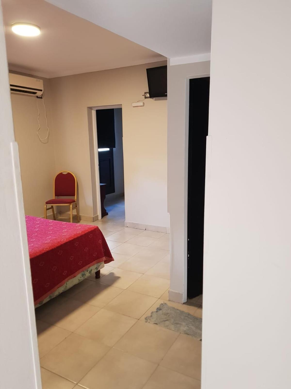 סלטה Hotel Marilian II מראה חיצוני תמונה