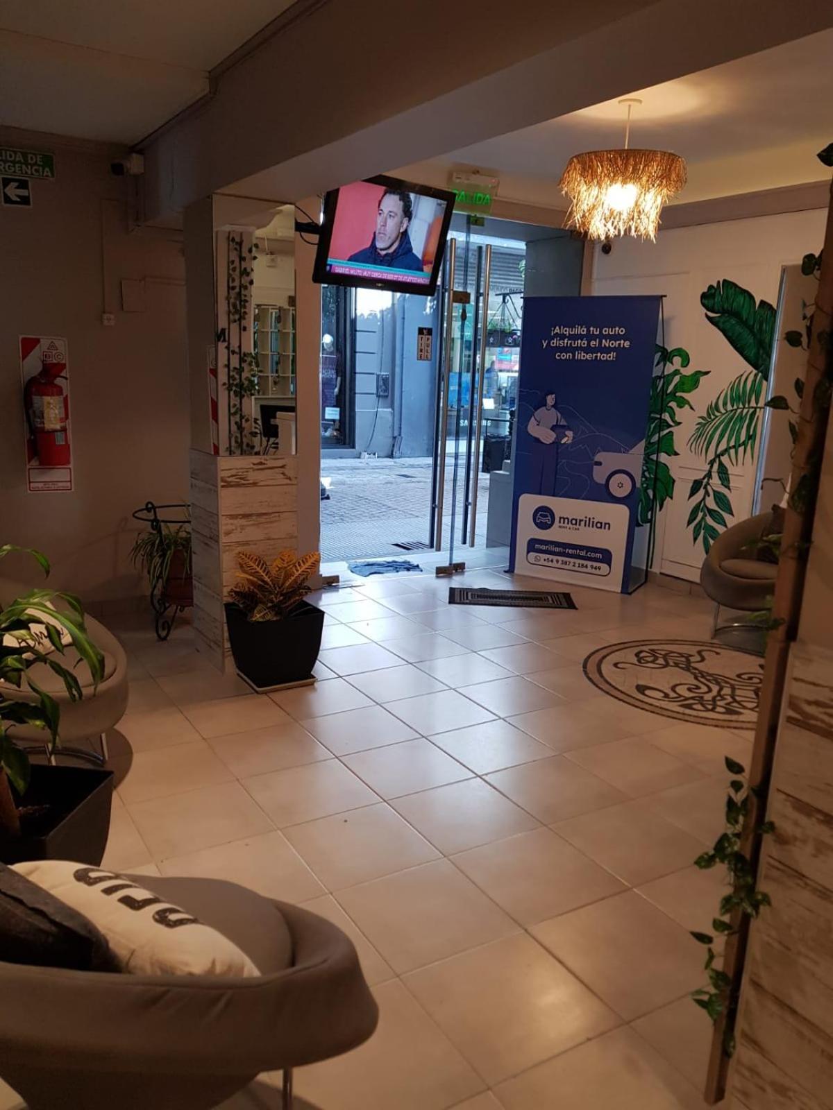 סלטה Hotel Marilian II מראה חיצוני תמונה