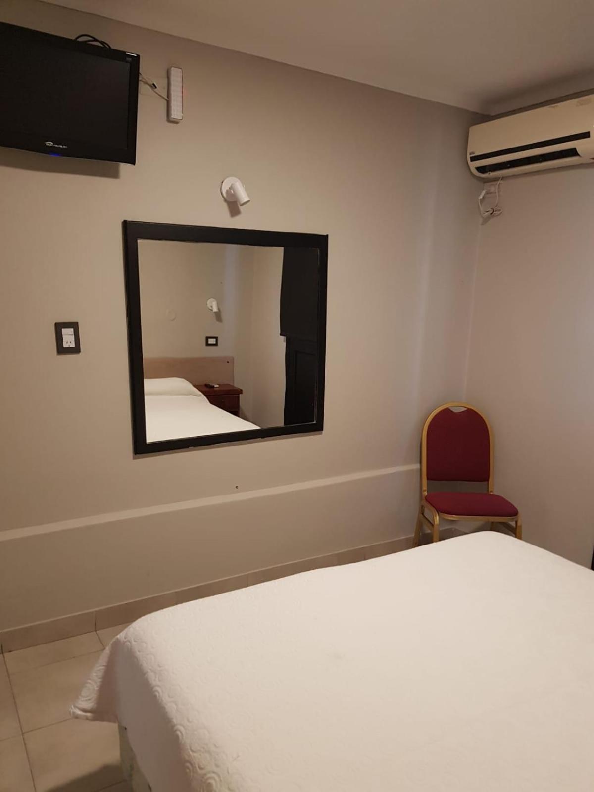 סלטה Hotel Marilian II מראה חיצוני תמונה