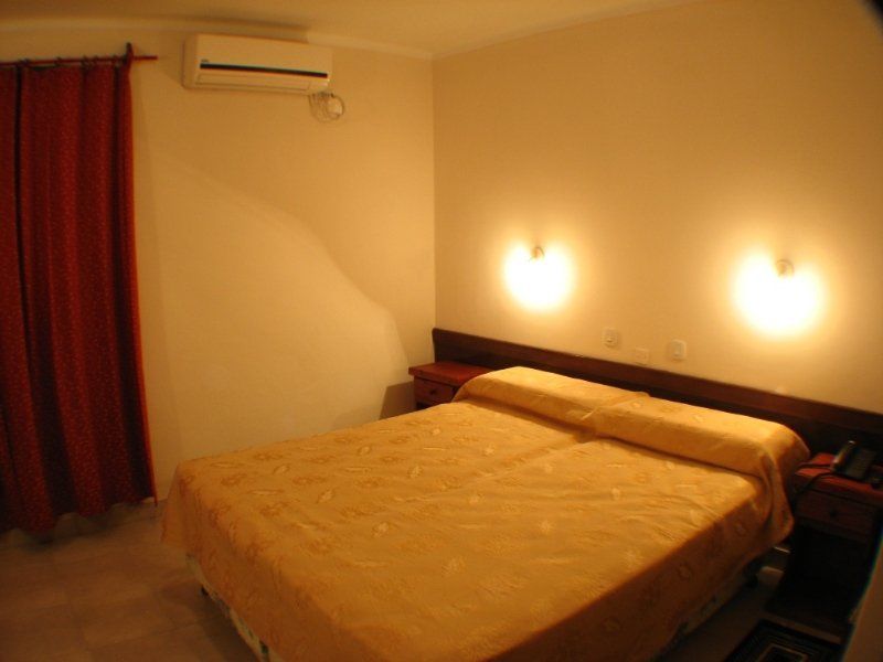 סלטה Hotel Marilian II מראה חיצוני תמונה